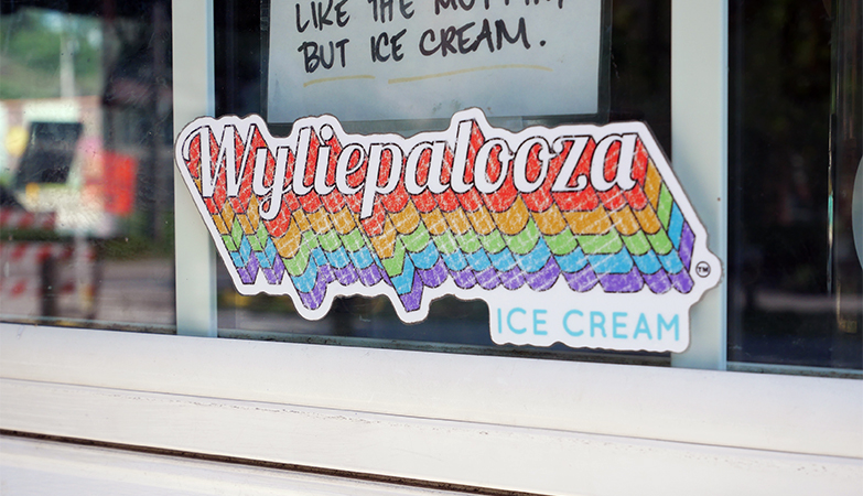 Discover 75 wyliepalooza ice cream  anime  induhocakina